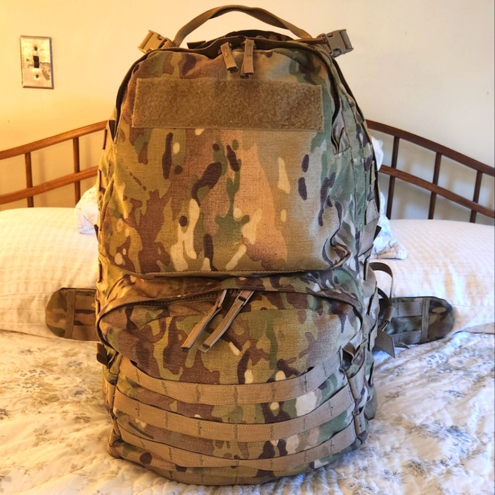 Multicam ~ Molle II Medium Rucksack ~ Like New